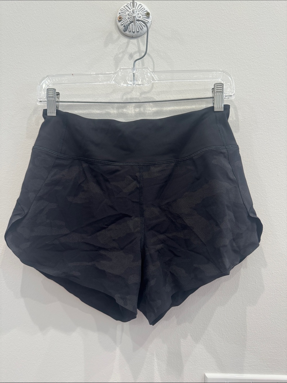 Athleta Black Camo Athletic Shorts Size XS